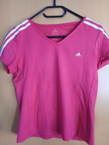 Rotes sport shirt für - sport, t-shirt